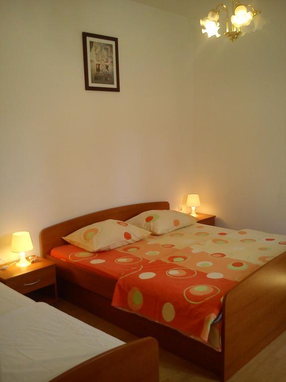 Apartments Marko 브르시 외부 사진